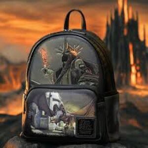 NWT Grotto Treasure Exclusive Lord of the Rings Witch King GITD Loungefly